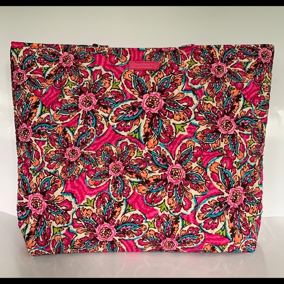 Vera Bradley Handbags - Vera Bradley Sunburst Floral Essential Tote Bag